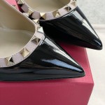 Valentino VT Collection High Heeled Single Shoes 8.5CM Patent Leather Black