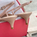 Valentino V Buckle High Heel 4CM Kitten Heel Nude Pink