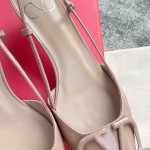 Valentino V Buckle High Heel 4CM Kitten Heel Nude Pink