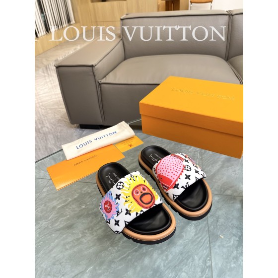Louis Vuitton 2023 lovers mandarin duck shoes