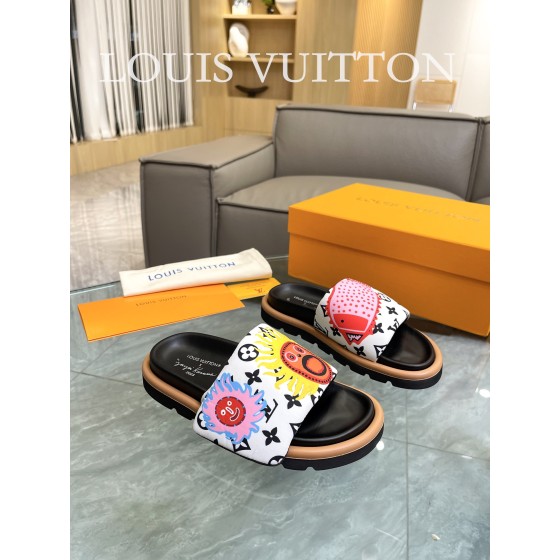 Louis Vuitton 2023 lovers mandarin duck shoes