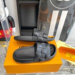 Louis Vuitton 2022ss slippers