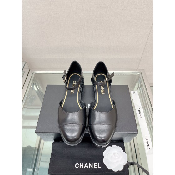 CHANEL 23Ss small incense thick bottom Mary Jane hollow sandals imported lambskin