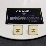 CHANEL🇫🇷Xiaoxiang Off-White Medieval Square Double C Stud Earrings