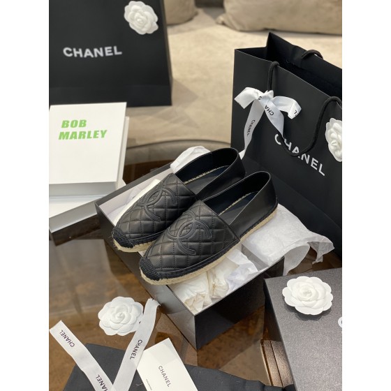 CHANEL fisherman shoes Chanel classic version of the original injection of rubber translucent rubber original color hemp sole