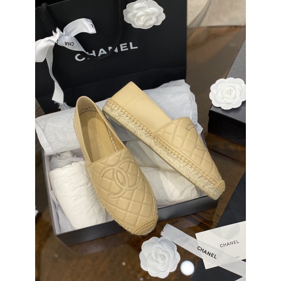 CHANEL fisherman shoes Chanel classic version of the original injection of rubber translucent rubber original color hemp sole