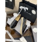 CHANEL fisherman shoes Chanel classic version of the original injection of rubber translucent rubber original color hemp sole