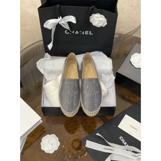 CHANEL fisherman shoes Chanel classic version of the original injection of rubber translucent rubber original color hemp sole