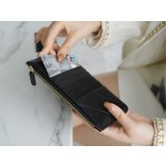 𝗖𝗛𝗔𝗘𝗡𝗟✦Classic 19 Collection Translucent and bright textured goatskin 🐐 Phone bag Black Gold