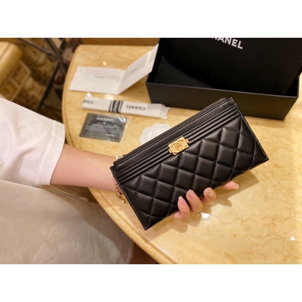 𝗖𝗛𝗔𝗘𝗡𝗟✦ Italy 🇮🇹 channel custom lambskin 🐑 Leboy Collection Zipper Clutch | Classic Black Gold 👑