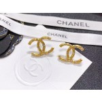 CHANEL🇫🇷Xiaoxiang medieval letter earrings