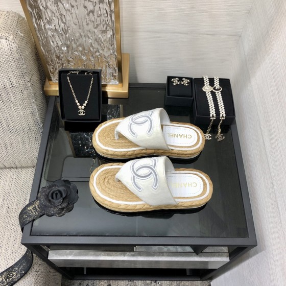 CHANEL 2022 knitted flip-flops fashionable and versatile series Imported custom towel fabric