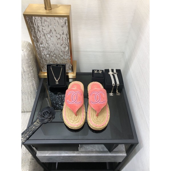 CHANEL 2022 knitted flip-flops fashionable and versatile series Imported custom towel fabric