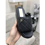CHANEL 2022 early spring latest slope heel slippers fashionable and versatile series wear-resistant rubber outsole