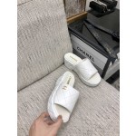 CHANEL 2022 early spring latest slope heel slippers fashionable and versatile series wear-resistant rubber outsole