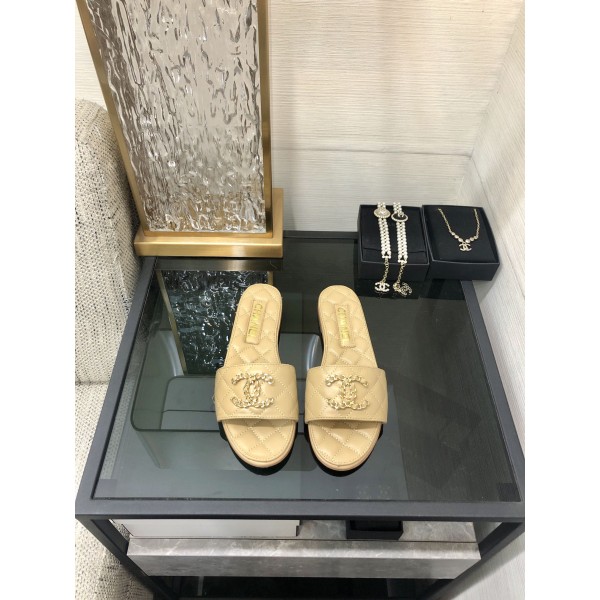 CHANEL 2023 spring and summer latest electric embroidery honey slippers Imported leather outsole