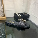 CHANEL 2023 spring and summer latest electric embroidery honey slippers Imported leather outsole