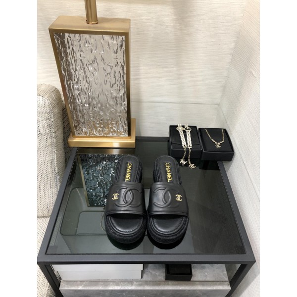 CHANEL 2023 spring and summer latest electric embroidery honey slippers Imported leather outsole