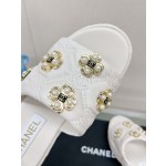 CHANEL water table thick bottom pearl flower slippers original rubber sole