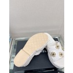 CHANEL water table thick bottom pearl flower slippers original rubber sole