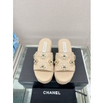 CHANEL water table thick bottom pearl flower slippers original rubber sole