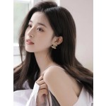 CHANEL🇫🇷Xiaoxiang square diamond letter crystal diamond stud earrings