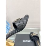 CHANEL 23Ss new diamond check chain double C buckle metal heel slippers sheepskin lining