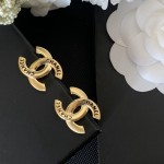 CHANEL🇫🇷Xiaoxiang Finely carved and printed letter earrings earrings