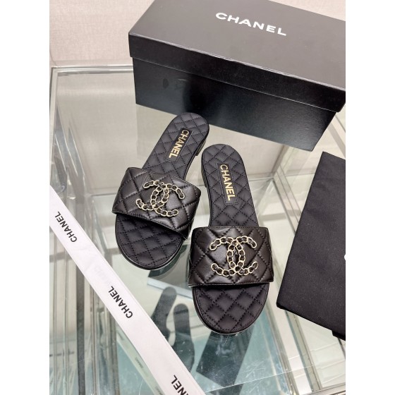 CHANEL 23Ss new diamond check chain double C buckle metal heel slippers sheepskin lining