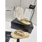 CHANEL summer new bread flip-flops clip toe flip-flops beach sandals