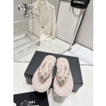 CHANEL summer new bread flip-flops clip toe flip-flops beach sandals