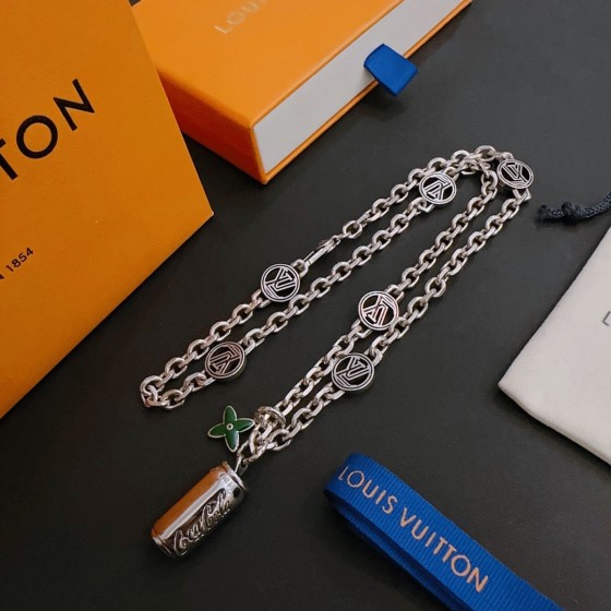 Louis Vuitton vintage silver necklace, couple's version, chain length 60 cm, changeable
