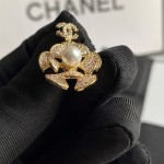CHANEL🇫🇷Xiaoxiang Camellia Full Diamond Pearl Stud Earrings Earrings Jewelry
