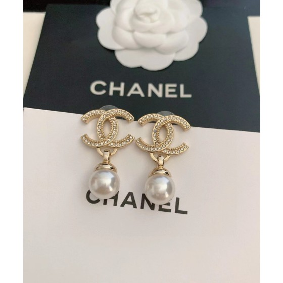 CHANEL🇫🇷Xiaoxiang micro-inlaid crystal diamond tassel water drop crystal diamond pearl letter earrings earrings