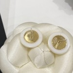 CHANEL🇫🇷Xiaoxiang Swarovski Alphabet Round Pearl Earrings