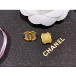 CHANEL🇫🇷Xiaoxiang middle-aged double C earrings
