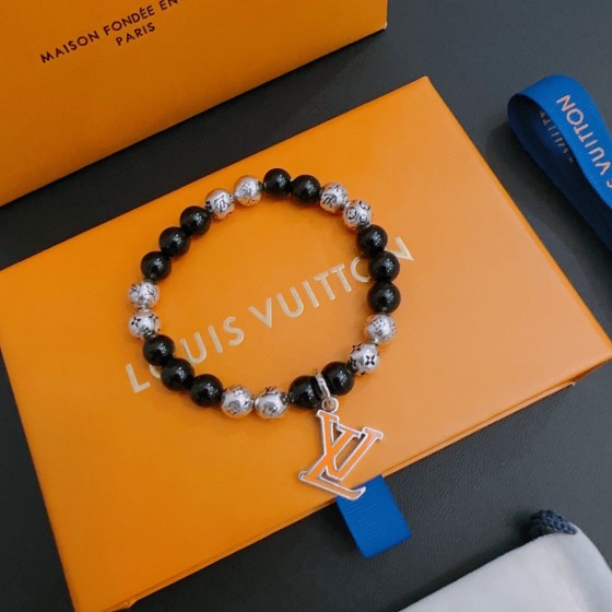 Louis Vuitton 🇷🇼 multi-element onyx thai silver style bracelet