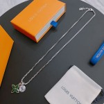 Louis Vuitton vintage silver necklace, couple's version, chain length 60 cm, changeable