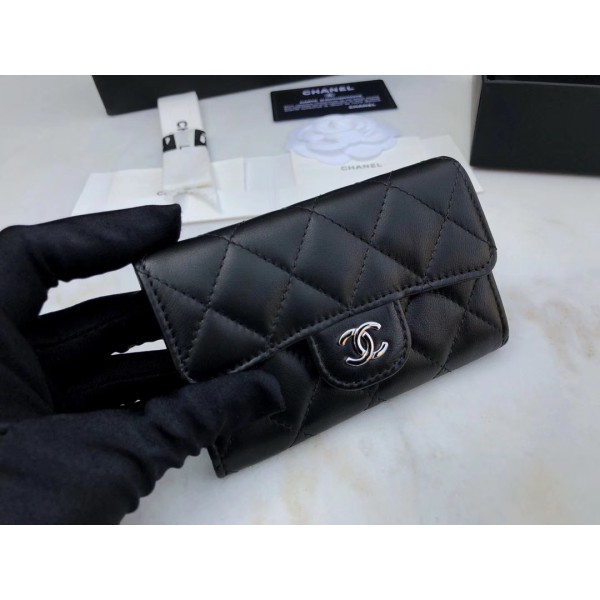 𝗖𝗛𝗔𝗘𝗡𝗟𝗖𝗖𝗹𝗮𝘀𝗶𝗰𝗙𝗹𝗮𝗽𝗽𝗽 adopts the "GR" first-class lambskin classic card package • • Black silver