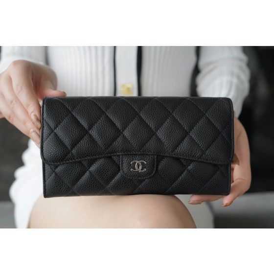 𝗖𝗛𝗔𝗘𝗡𝗟✦ 𝗖𝗹𝗮𝘀𝗶𝗰 𝗙𝗹𝗮𝗽 Using French 🇫🇷 import "𝗛𝗮𝘀𝘀𝘀" original calf leather 🐂 Classic two-fold long clip black cow silver