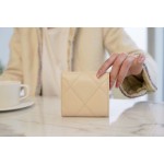 𝗖𝗛𝗔𝗘𝗡𝗟✦In goatskin leather🐐 19 Series Short Clip Milk Tea Apricot