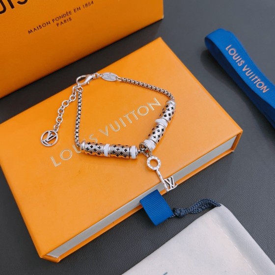 Louis Vuitton vintage silver bracelet couple's version 22cm20cm18cm changeable length