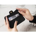 𝗖𝗛𝗔𝗘𝗡𝗟✦In exclusive channel special fine-grain embossed calfskin🐂 New for Spring/Summer 2020 | Zipper Coin Card Bag Black Gold🐂