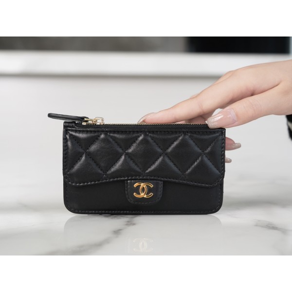𝗖𝗛𝗔𝗘𝗡𝗟✦In exclusive channel special lambskin 🐑Classic zippered coin card case Black 🖤
