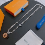 Louis Vuitton vintage silver necklace, couple's version, chain length 60 cm, changeable