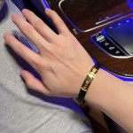 Louis Vuitton Cowhide bracelet, couple's style, length 22cm, adjustable and changeable