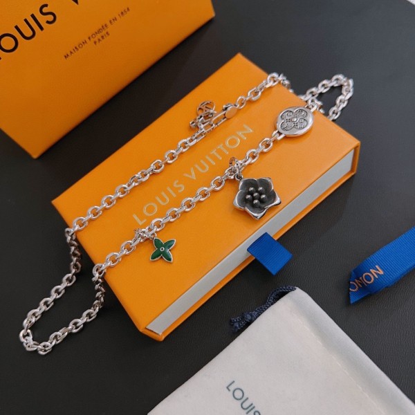 Louis Vuitton Rockabilly punk thai silver vintage silver necklace for couples with a 60cm chain length that can be changed
