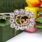 𝐆𝐮𝐜𝐜𝐢 New color diamond brooch