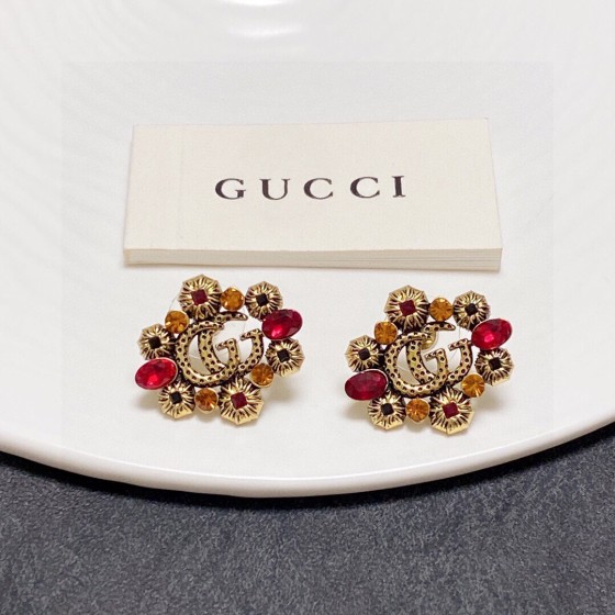 𝐆𝐮𝐜𝐜𝐢 Double G Stud Earrings