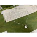 𝐆𝐮𝐜𝐜𝐢 Snowflake Necklace